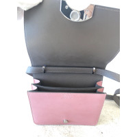 Moynat Handtasche aus Leder in Rosa / Pink