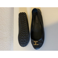 Louis Vuitton Slipper/Ballerinas aus Leder in Schwarz