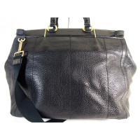 Prada Shopping Bag aus Leder in Schwarz