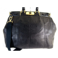 Prada Shopping Bag aus Leder in Schwarz