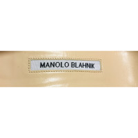 Manolo Blahnik Décolleté/Spuntate in Pelle verniciata in Color carne