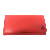 Loewe Täschchen/Portemonnaie aus Leder in Rot