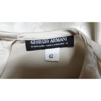 Giorgio Armani Jacke/Mantel aus Seide in Beige