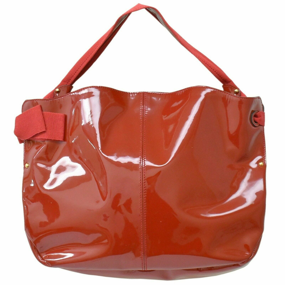 Salvatore Ferragamo Handtasche aus Lackleder in Rot