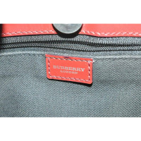 Burberry Umhängetasche aus Leder in Rot