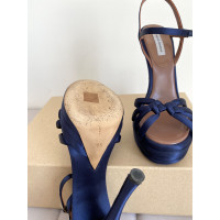 Tabitha Simmons Sandalen aus Seide in Blau