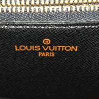 Louis Vuitton Saint Cloud aus Leder in Schwarz