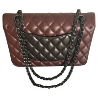 Chanel Classic Flap Bag Medium Leather in Bordeaux