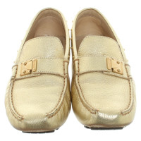Louis Vuitton Loafer in Gold