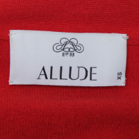 Allude Pull court en rouge