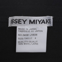 Issey Miyake top in black