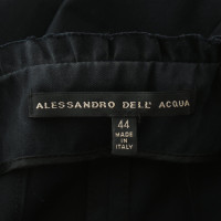 Alessandro Dell'acqua Veste en noir