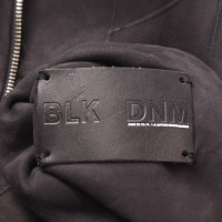 Autres marques BLK DNM - veste / manteau en fourrure