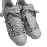 Balenciaga Sneakers aus Leder in Beige