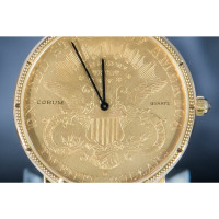 Corum Armbanduhr in Gold