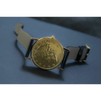 Corum Armbanduhr in Gold