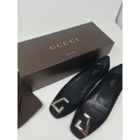 Gucci Slippers/Ballerina's in Zwart