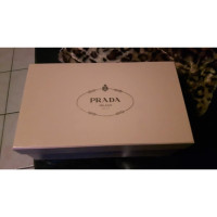 Prada Décolleté/Spuntate in Pelle in Marrone