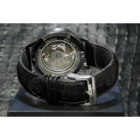 Meistersinger Armbanduhr aus Stahl in Silbern