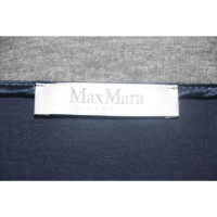 Max Mara Jacke/Mantel aus Viskose in Grau