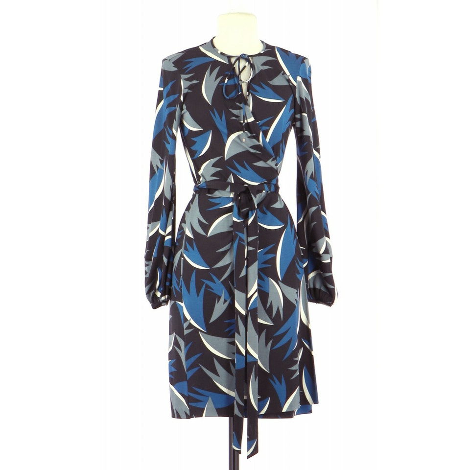 Diane Von Furstenberg Kleid aus Seide in Blau