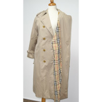 Burberry Jacke/Mantel in Beige