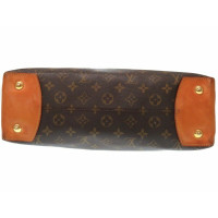 Louis Vuitton Whilshire Canvas in Brown