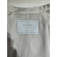 Prada Jacke/Mantel aus Seide in Weiß