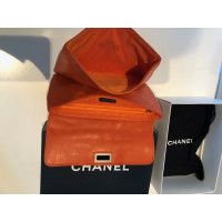 Chanel Schoudertas Leer in Oranje