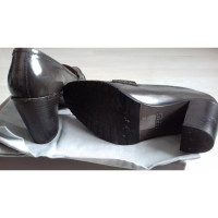 Heschung Sandals Patent leather in Grey