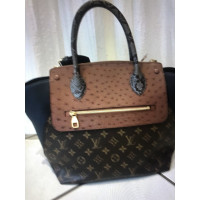 Louis Vuitton Majestueux Tote in Tela in Marrone