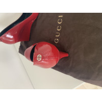 Gucci Décolleté/Spuntate in Pelle verniciata in Rosso