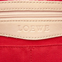 Loewe Handtasche aus Leder in Beige