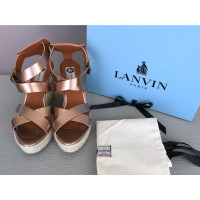 Lanvin Wedges Patent leather in Pink
