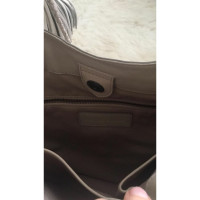 Burberry Handtasche aus Leder in Beige
