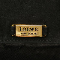 Loewe Clutch aus Wildleder in Schwarz
