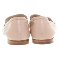 Salvatore Ferragamo Slipper/Ballerinas aus Leder in Beige