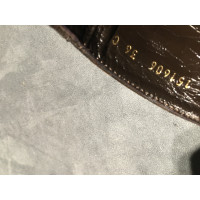 Gucci Stiefel aus Wildleder in Braun