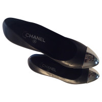 Chanel pumps 
