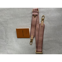 Louis Vuitton Accessori in Rosa