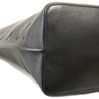 Vince Shopper Leather in Black