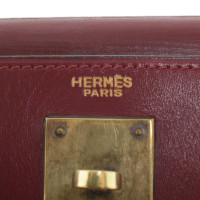 Hermès Kelly Bag 28 Leer in Bordeaux