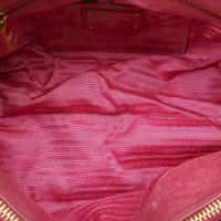 Prada Umhängetasche aus Lackleder in Rosa / Pink