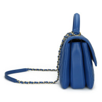 Chanel Trendy CC Shoulder Bag aus Leder in Blau