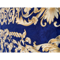 Gianni Versace Echarpe/Foulard en Soie en Bleu