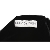 Ella Singh Kleid in Schwarz