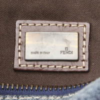 Fendi Umhängetasche aus Jeansstoff in Blau