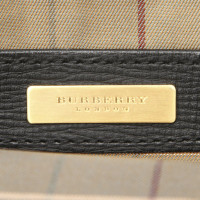 Burberry Clutch aus Leder in Schwarz