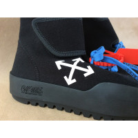 Off White Trainers in Black