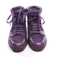 Balenciaga Sneakers aus Leder in Violett